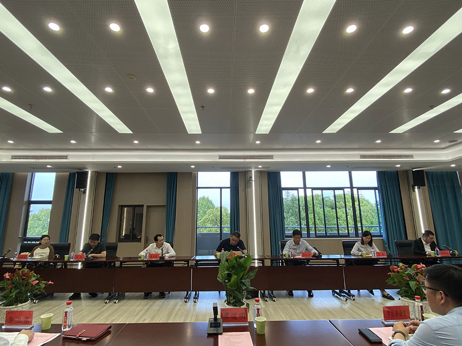 d2adc39b2eaf4c.jpg d2adc39b2eaf4c.jpg