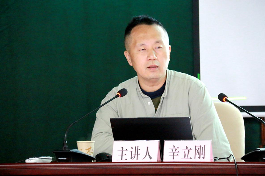 afe81c5a9200f9e.jpg