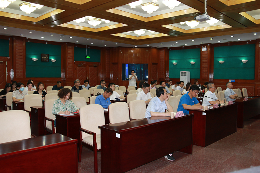 96cd602e129c.jpg